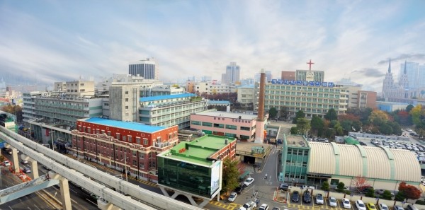 환자 중심의 상호관계성 회복을 통해 가치 있는 지역사회의 행복 나눔을 실천하는 계명대학교 동산병원