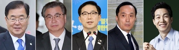 5일 1박2일 일정으로 북한을 방문하는 대북 특별사절단의 모습. 왼쪽부터 정의용 청와대 안보실장, 서훈 국정원장, 천해성 통일부 차관, 김상균 국정원 2차장, 윤건영 국정상황실장 (사진=newsis)