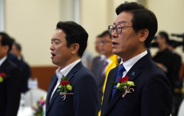 이재명 더불어민주당 경기지사 후보(오른쪽)와 남경필 자유한국당 후보(왼쪽).(사진=newsis)