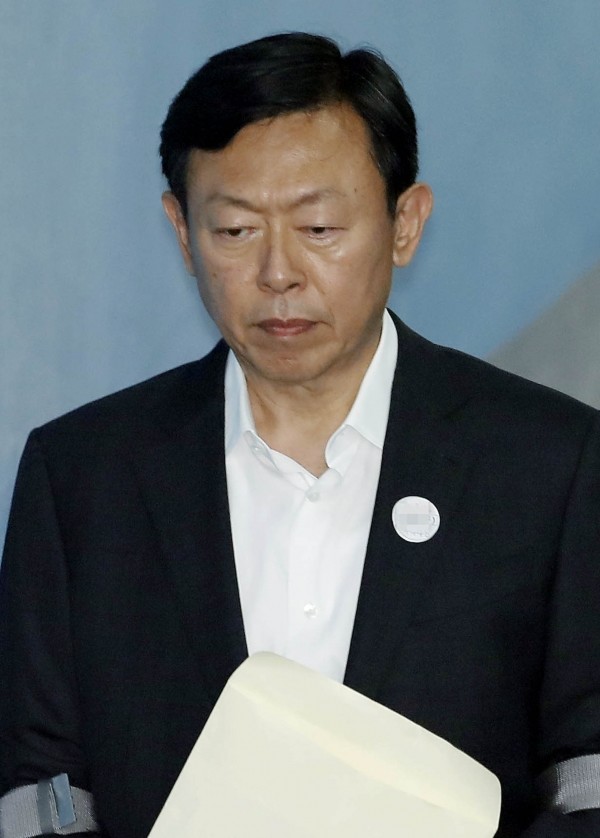 비리 혐의로 구속돼 재판을 받고 있는 신동빈 롯데 회장.(사진=newsis)