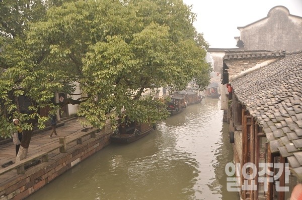 ▲ 소주와 항주의 중간지점에 위치한 절강성에 위치한 곳으로 상해에서 2시간 거리이며 중국 강남(양자강 남쪽) 6대 운하 도시 중 가장 매력적이고 아름다운 수상도시이다